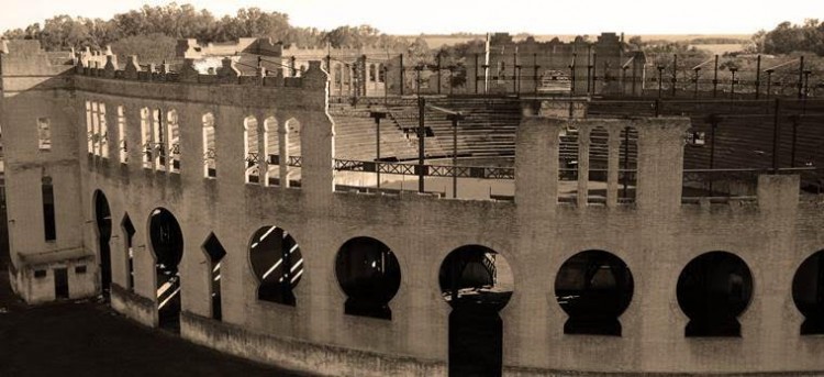 Iniciar&aacute;n obras de restauraci&oacute;n de la Plaza de Toros del Real de San Carlos