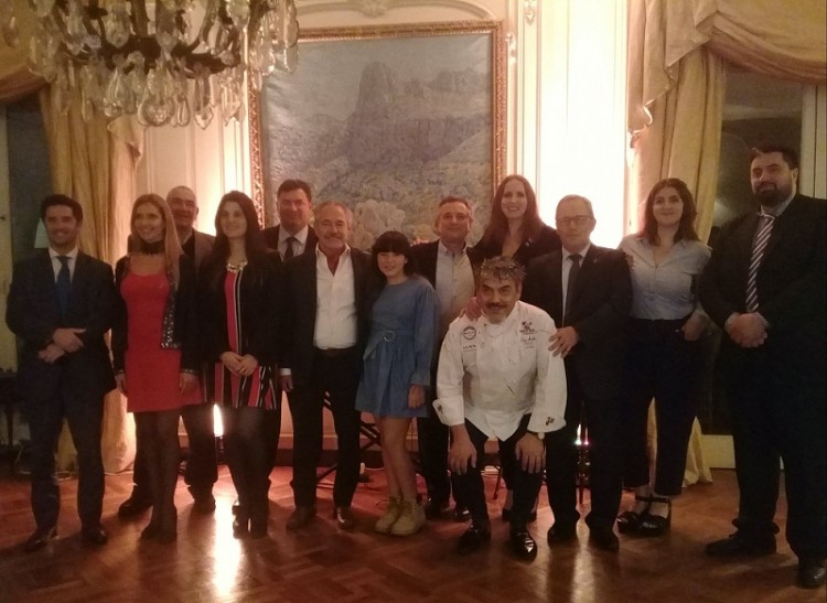 Patagonia Fant&aacute;stica se present&oacute; en la embajada de Argentina en Uruguay