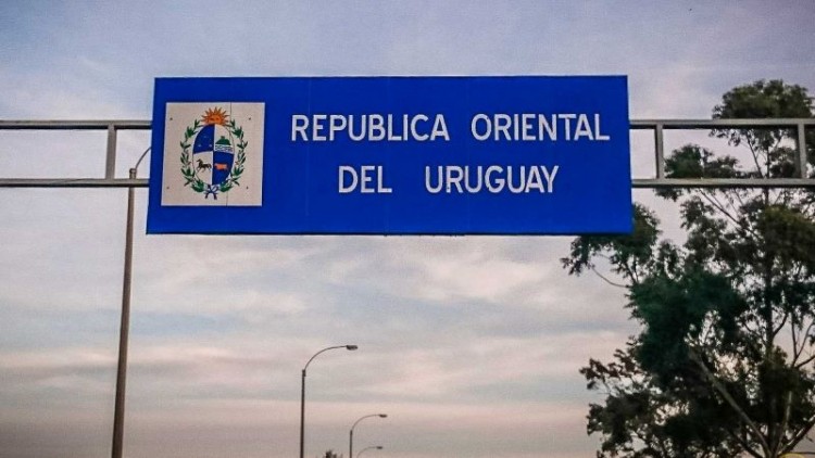Uruguay decretó apertura de fronteras a los propietarios de inmuebles