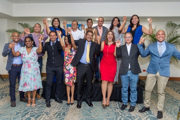 ADOMPRETUR saluda selecci&oacute;n de RD como mejor destino tur&iacute;stico de Am&eacute;rica y N&ordm; 13 del mundo