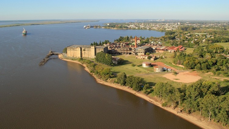 Experto espa&ntilde;ol destaca el trabajo del Corredor P&aacute;jaros Pintados